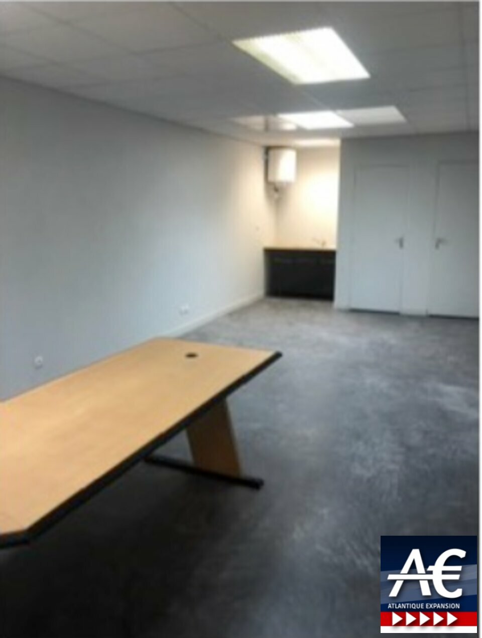 A LOUER BUREAUX