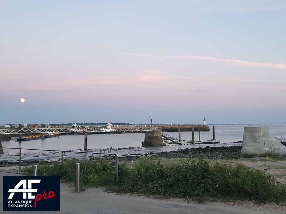 LOCAL COMMERCIAL à LOUER