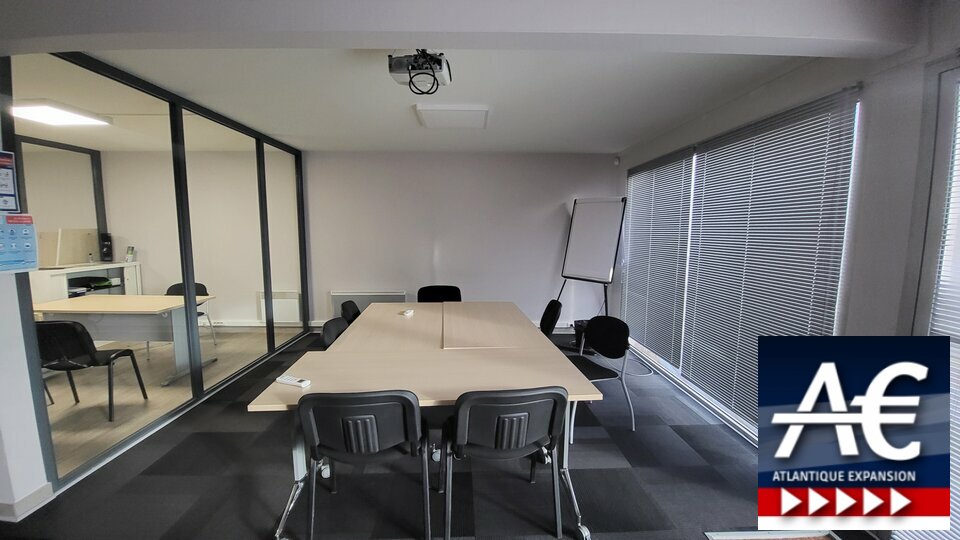 A LOUER BUREAU MONTOIR DE BRETAGNE
