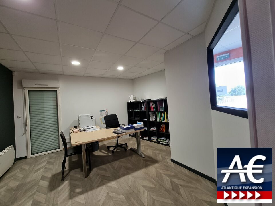 BUREAUX Disponible en Octobre 2024
