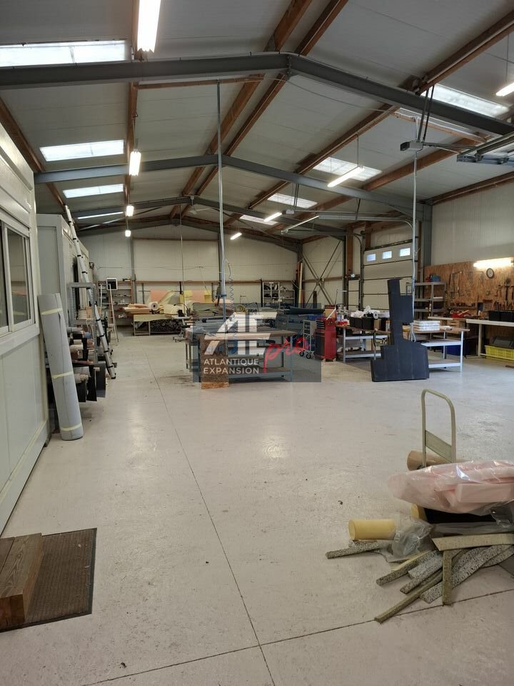 LOCAL D’ACTIVITE – ENTREPOT – à VENDRE