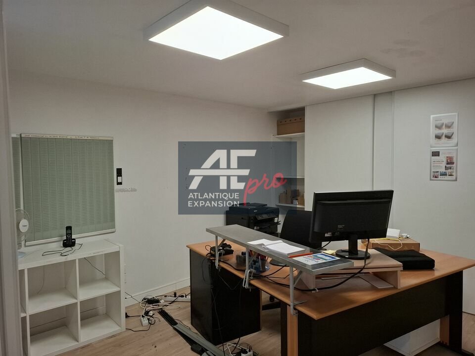 LOCAL D’ACTIVITE – ENTREPOT – à VENDRE