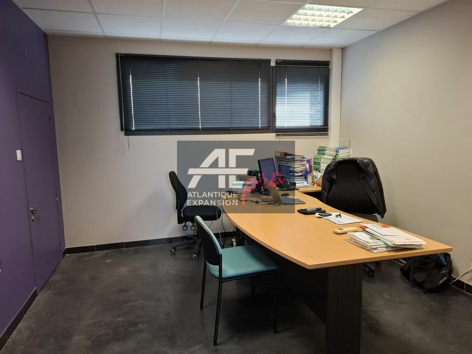 LOCAL D’ACTIVITE – ENTREPOT – à VENDRE