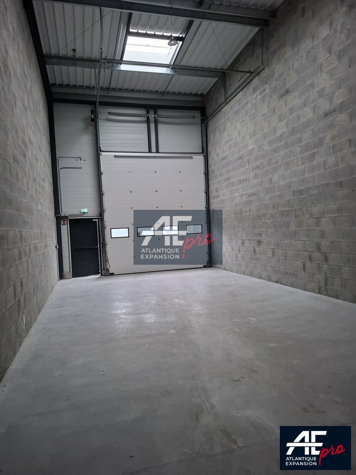 LOCAL D’ACTIVITE – ENTREPOT – à LOUER