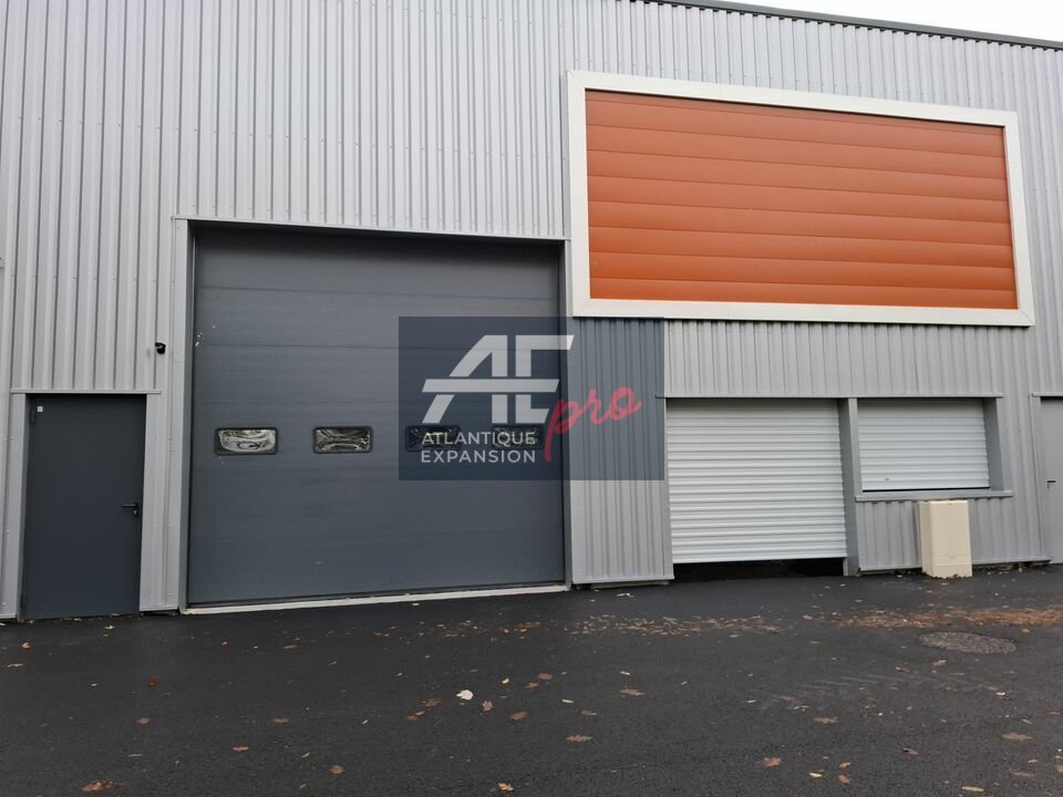 ENTREPOT – ATELIER à VENDRE