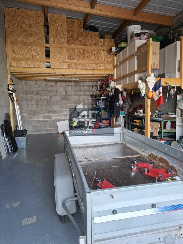 LOCAL D’ACTIVITE – ENTREPOT – à VENDRE