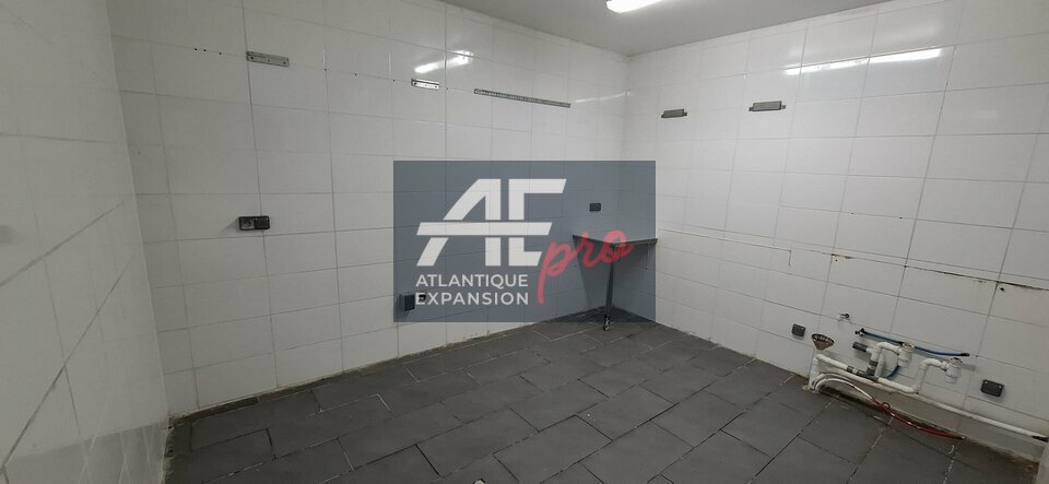 LOCAL COMMERCIAL à LOUER