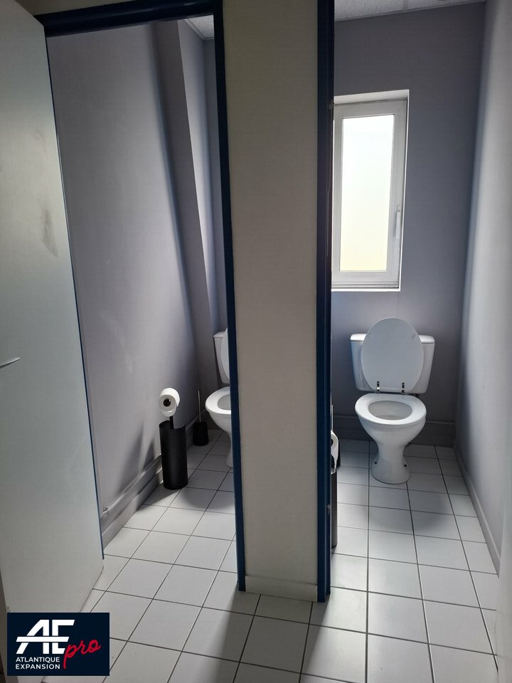 ENTREPOT – ATELIER – BUREAUX à LOUER