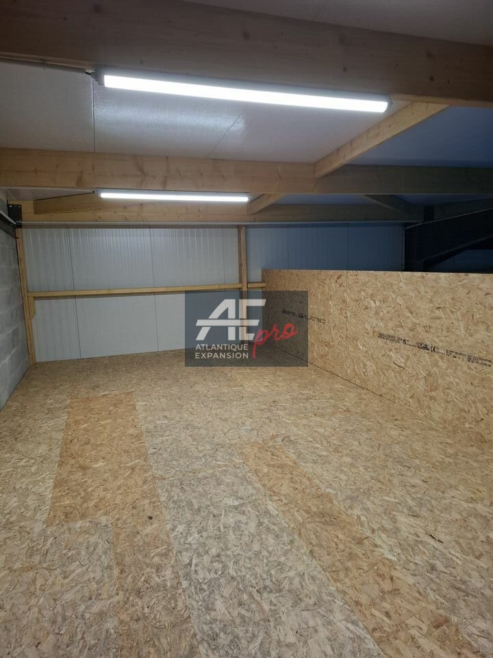LOCAL D’ACTIVITE – ENTREPOT – à LOUER