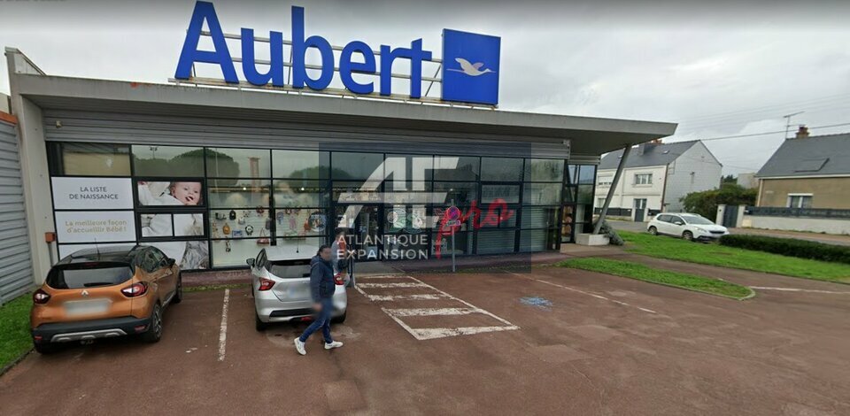 LOCAL COMMERCIAL à LOUER