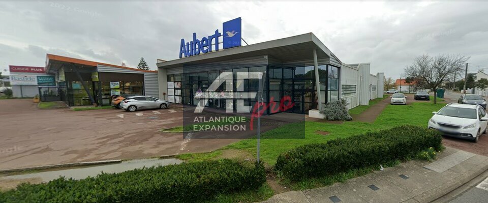 LOCAL COMMERCIAL à LOUER