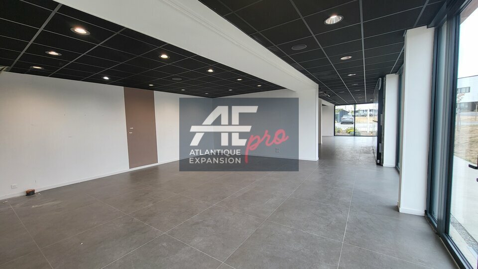 LOCAL COMMERCIAL à LOUER