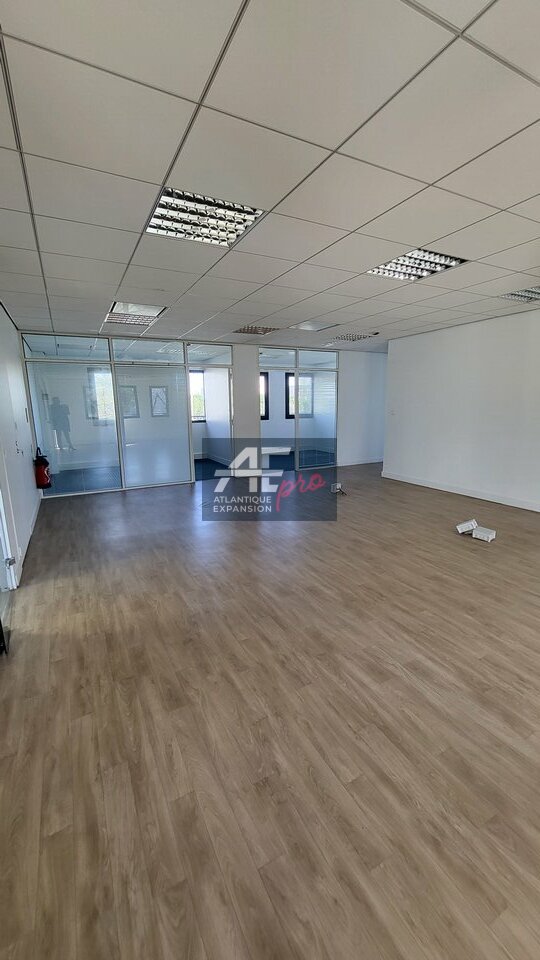 BUREAUX à LOUER