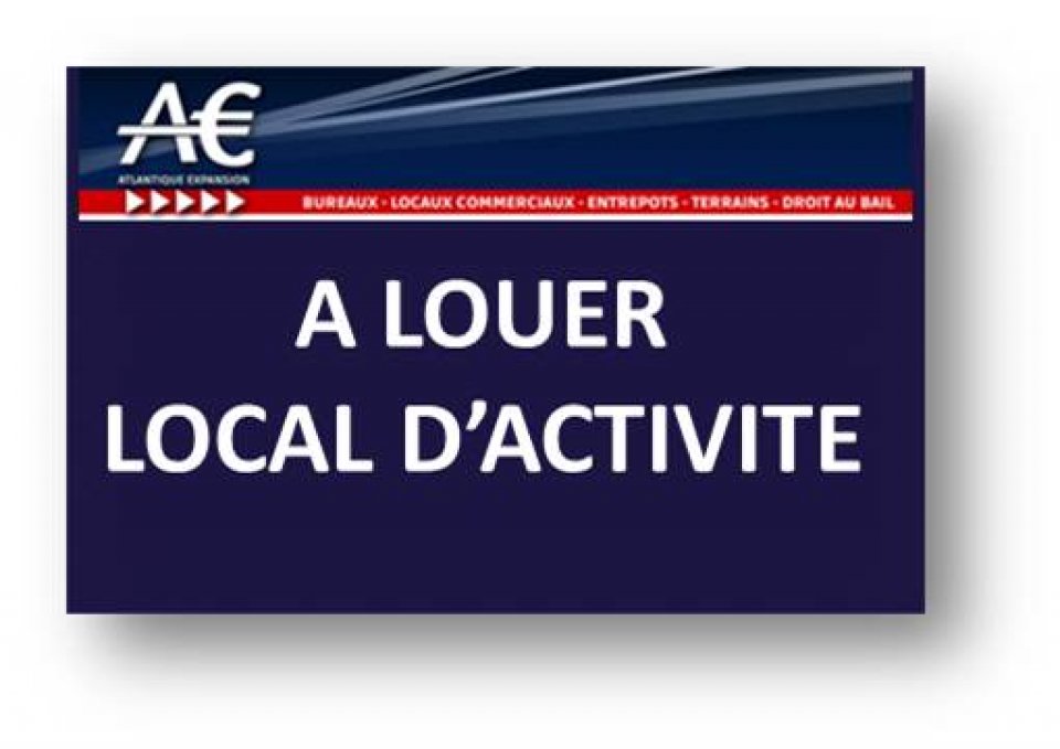 A saisir, emplacement n°1 en zone commerciale dynamique sur axe pénétrant avec flux véhicules.