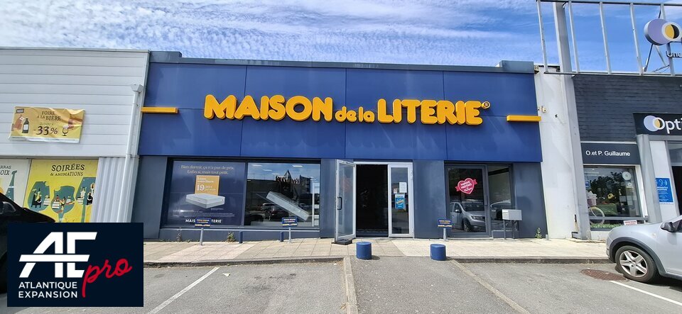 LOCAL COMMERCIAL à LOUER