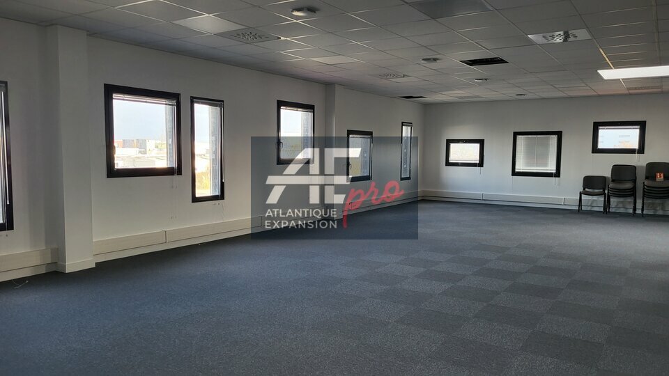 BUREAUX à LOUER