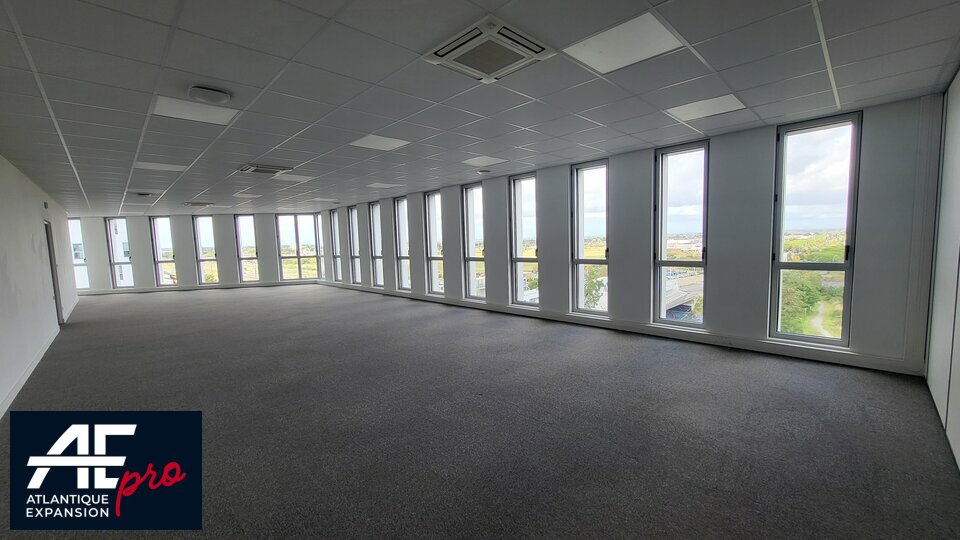 BUREAUX ENTREE DE VILLE à LOUER