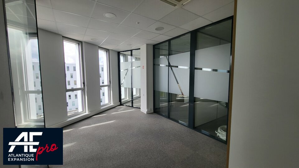 BUREAUX ENTREE DE VILLE à LOUER