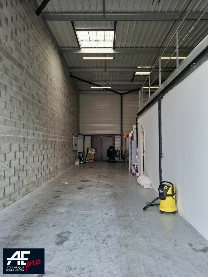 ENTREPOT – ATELIER à LOUER