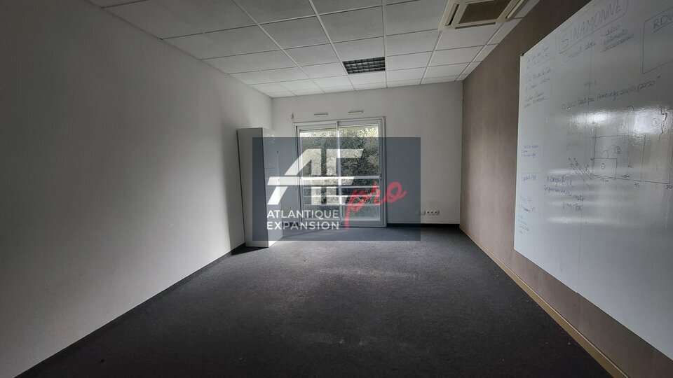 BUREAUX à LOUER