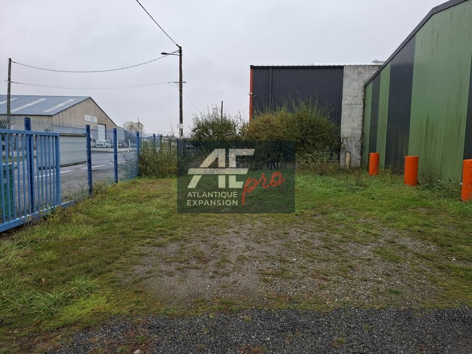 LOCAL D’ACTIVITE – ENTREPOT – à VENDRE