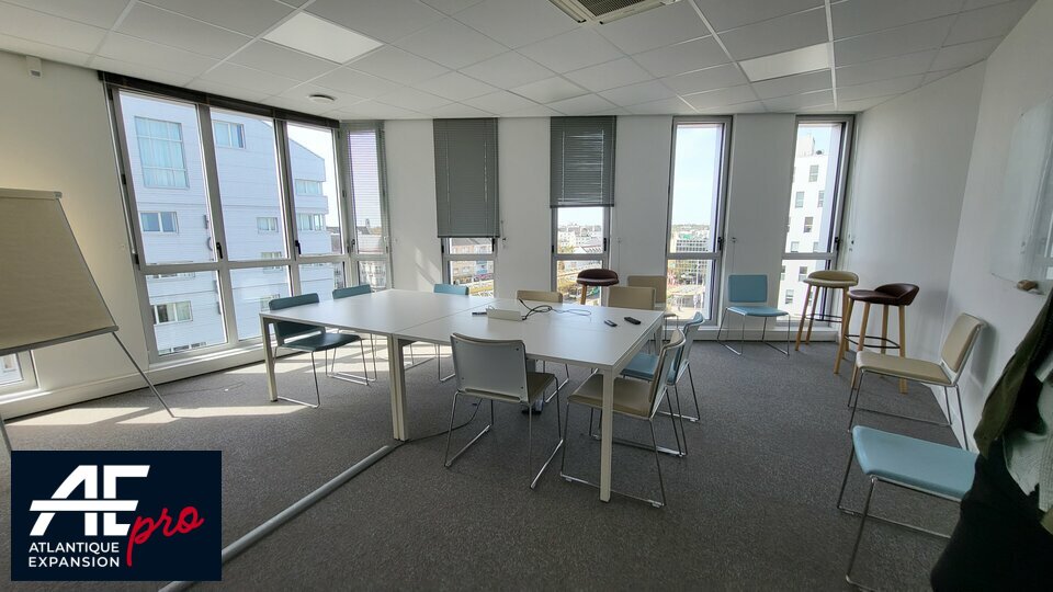 BUREAUX ENTREE DE VILLE à LOUER