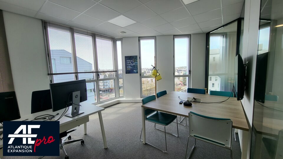 BUREAUX ENTREE DE VILLE à LOUER