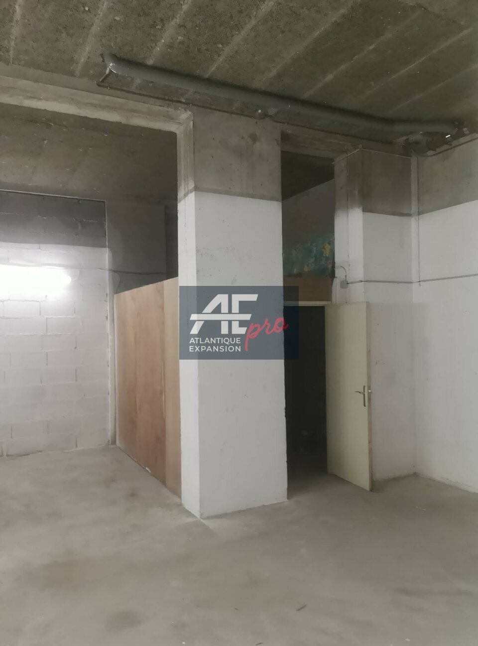 LOCAL D’ACTIVITE – ENTREPOT – à LOUER