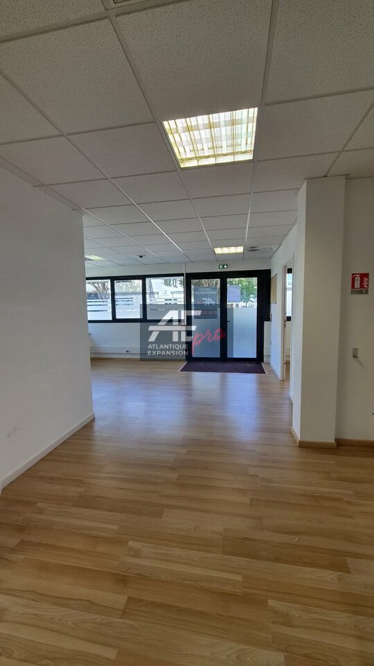 BUREAUX à LOUER