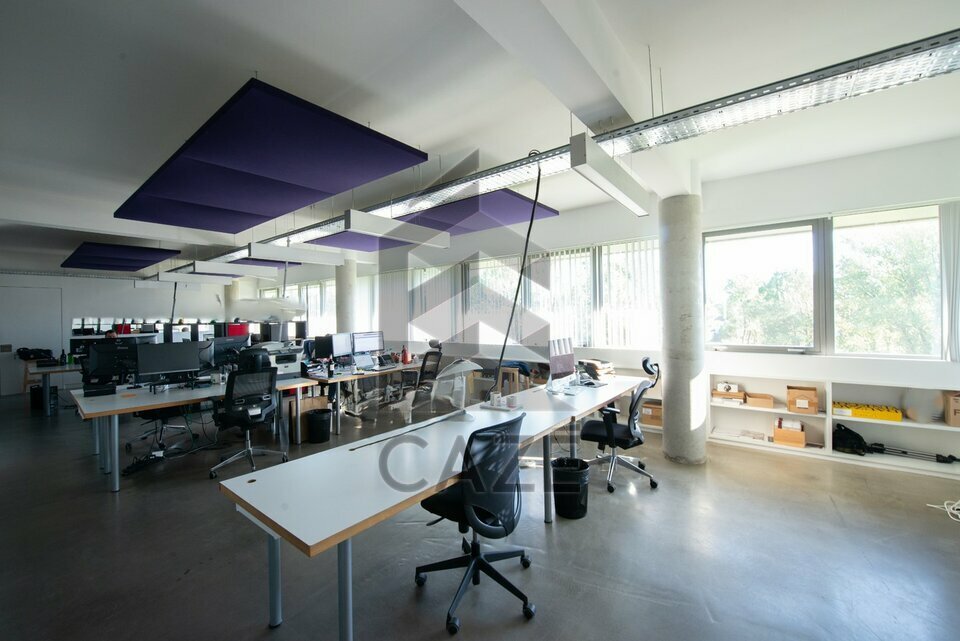 SUPERBES BUREAUX A VENDRE - BRUGES 