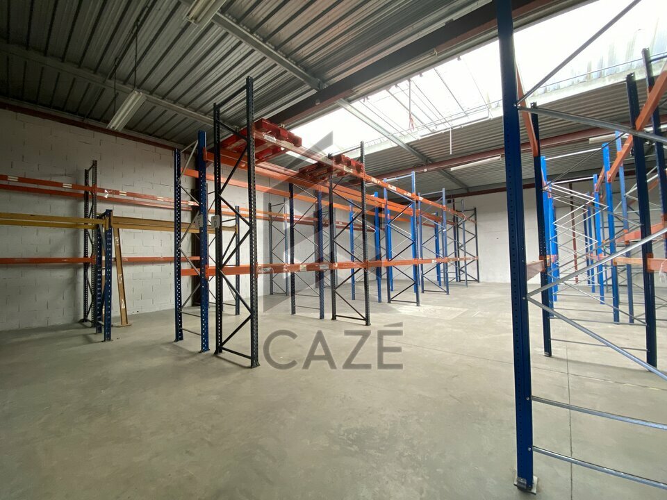 LOCAL D'ACTIVITE PROCHE ROCADE 