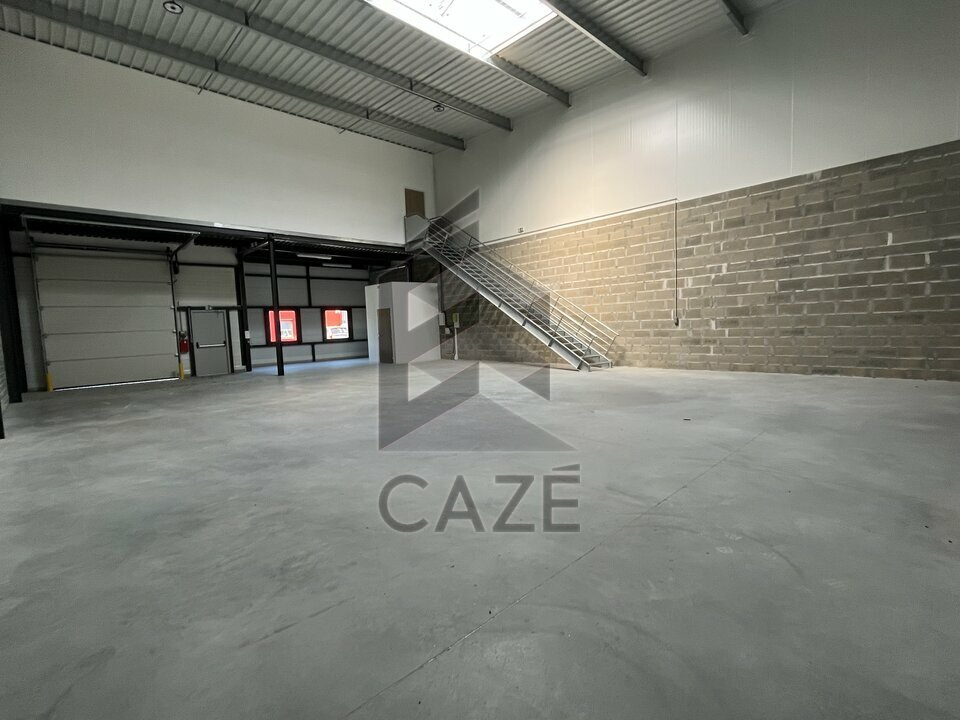 LOCAUX DISPONIBLES - PROCHE ROCADE 24