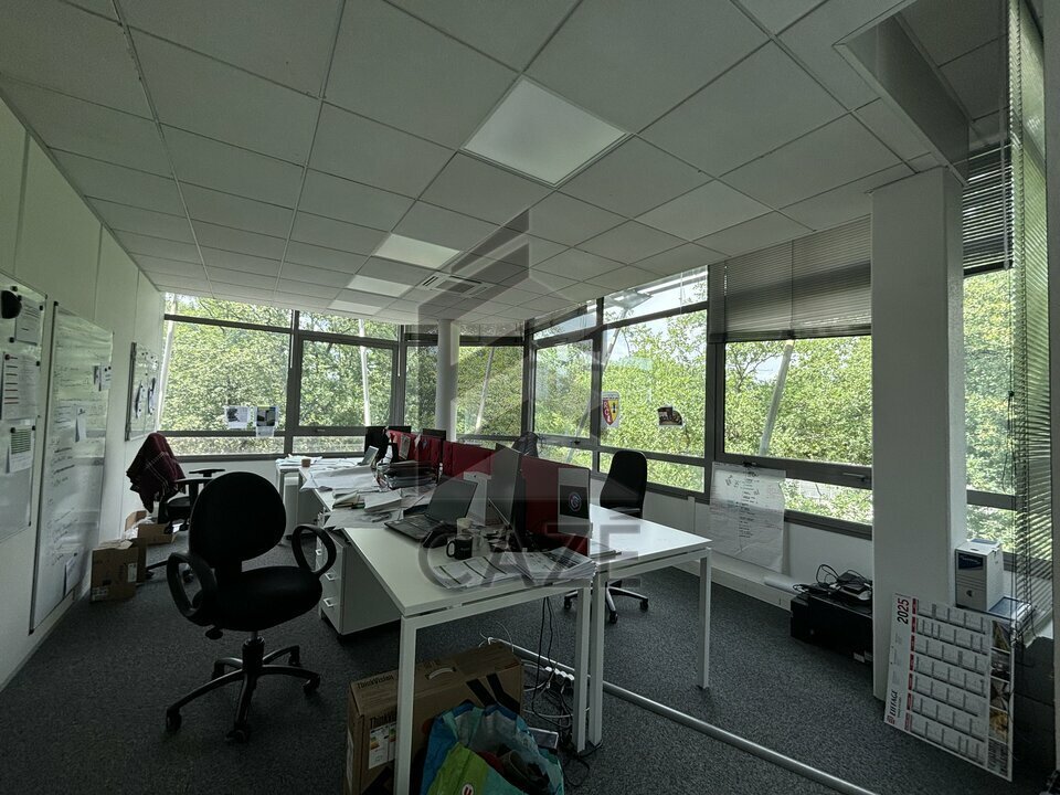 BUREAUX A LOUER PESSAC