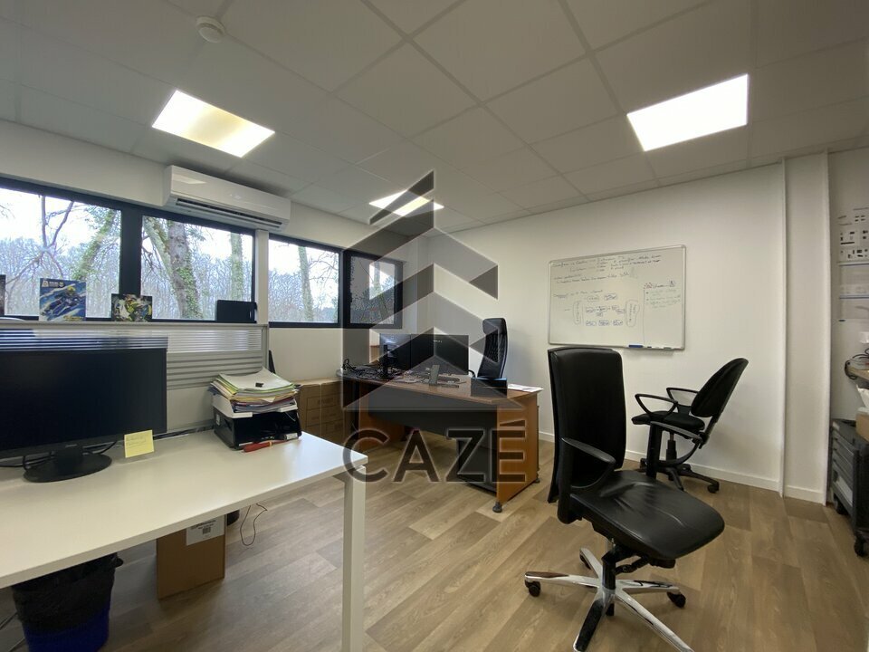 LOCAUX SAINT JEAN D'ILLAC