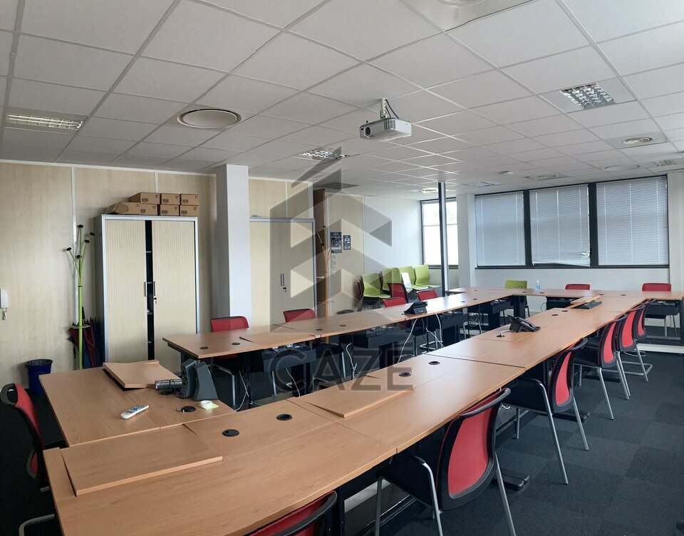 BUREAUX A LOUER PESSAC