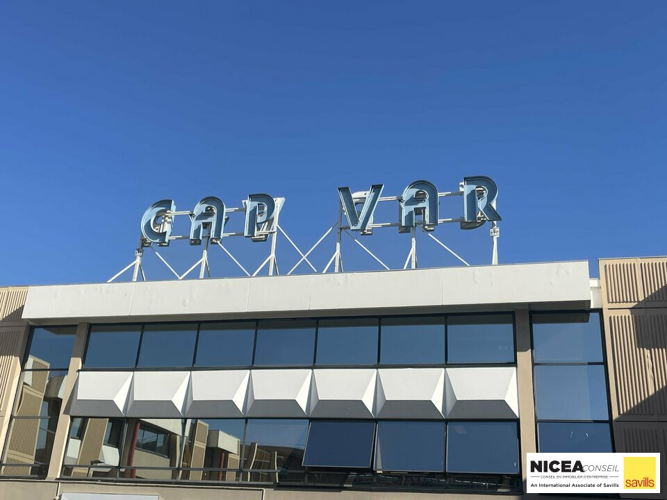 A louer Bureaux 121m² Saint-Laurent-du-Var