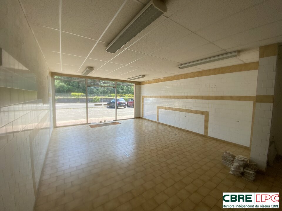 LOCATION  - REF : 7840YA