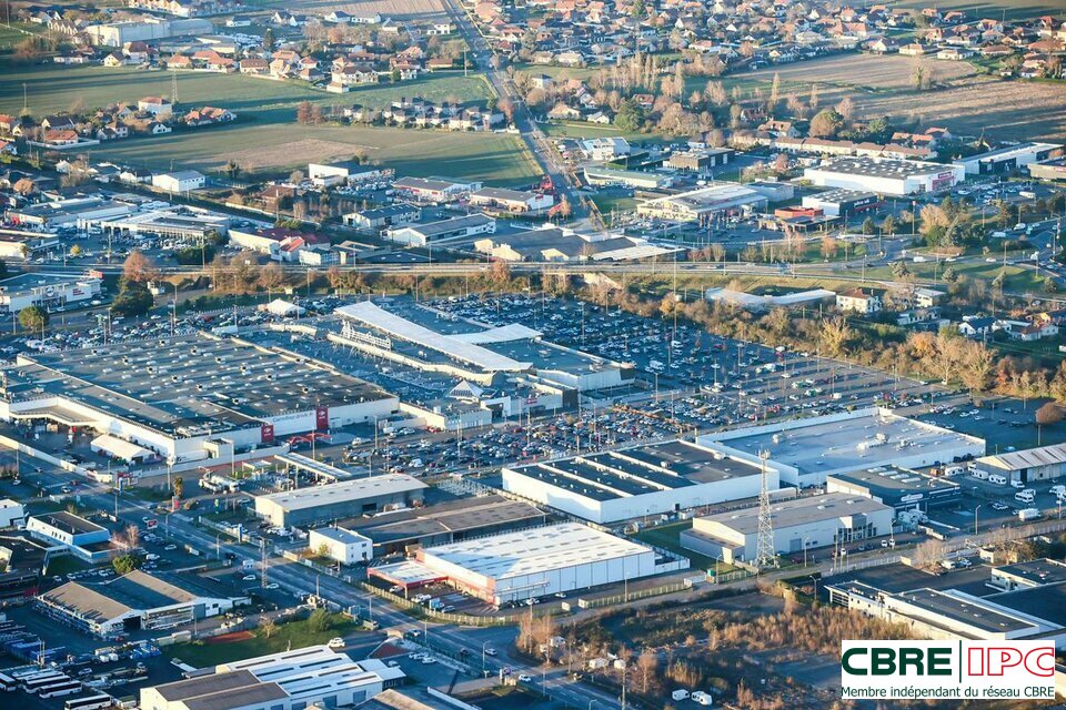 VENTE - REF : 7899FL