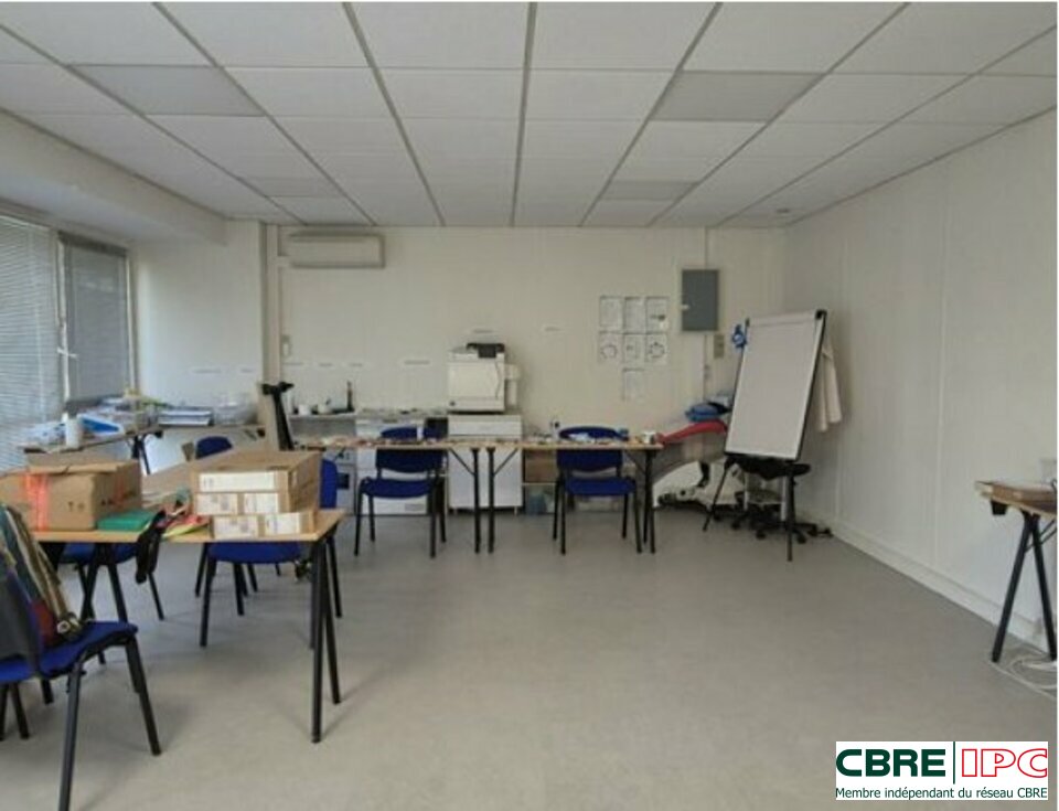 LOCATION - REF : 7937FD