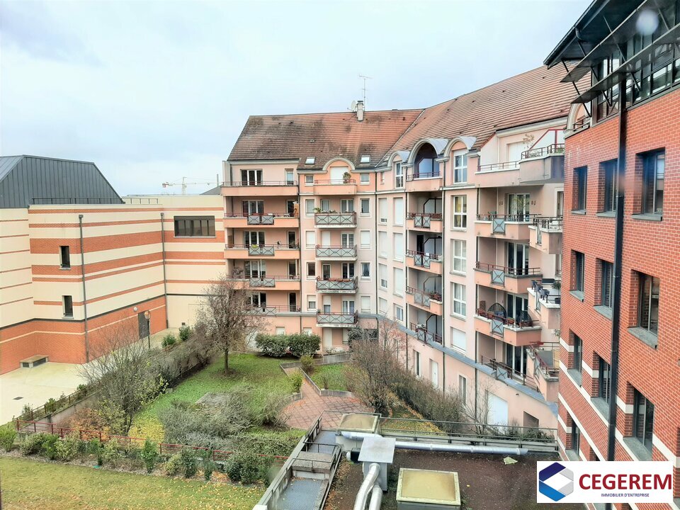 BUREAUX &agrave; Louer