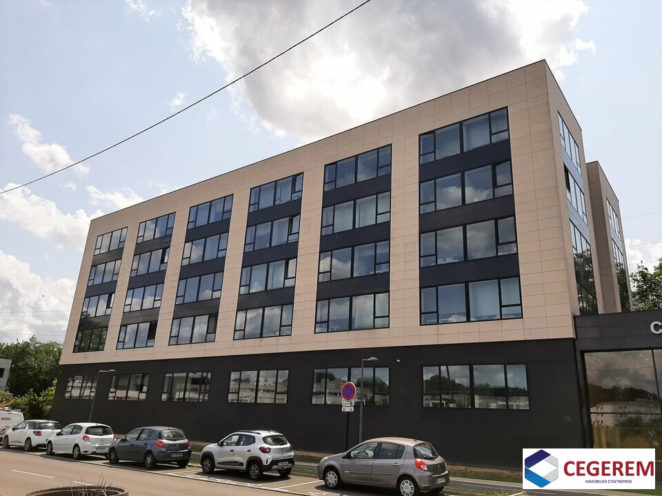 BUREAUX &agrave; Louer