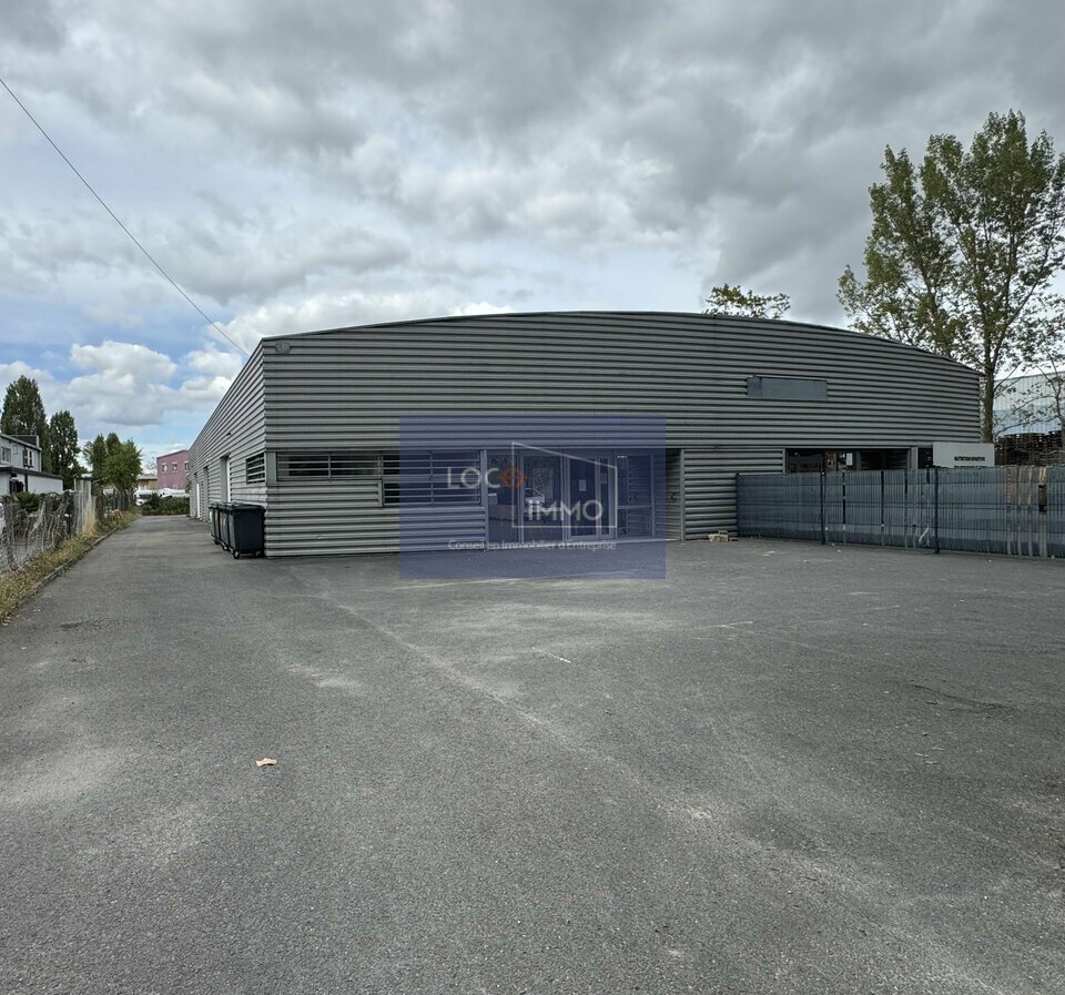 A louer Locaux d'activité 250m² Bordeaux