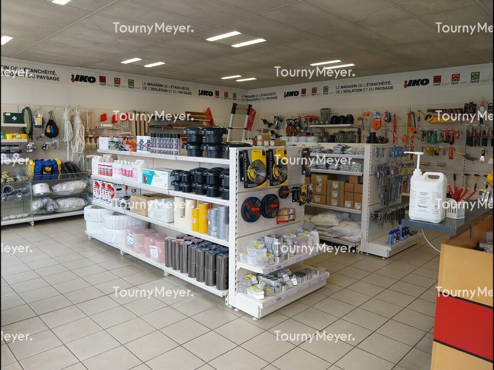 Visuel 9 de l'annonce : A LOUER - GOUESNOU, ZONE DE KERGARADEC, LOCAL D'ACTIVITE DE 420 M²