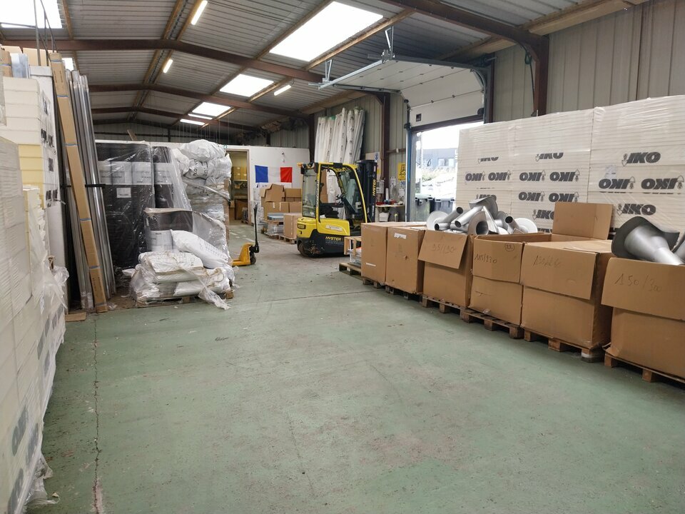 Visuel 15 de l'annonce : A LOUER - GOUESNOU, ZONE DE KERGARADEC, LOCAL D'ACTIVITE DE 420 M²