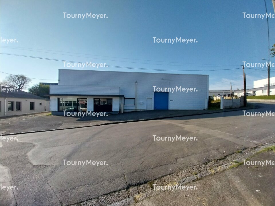 Visuel 9 de l'annonce : A LOUER - Zone de kergonan - Local d'activité de 280 m²