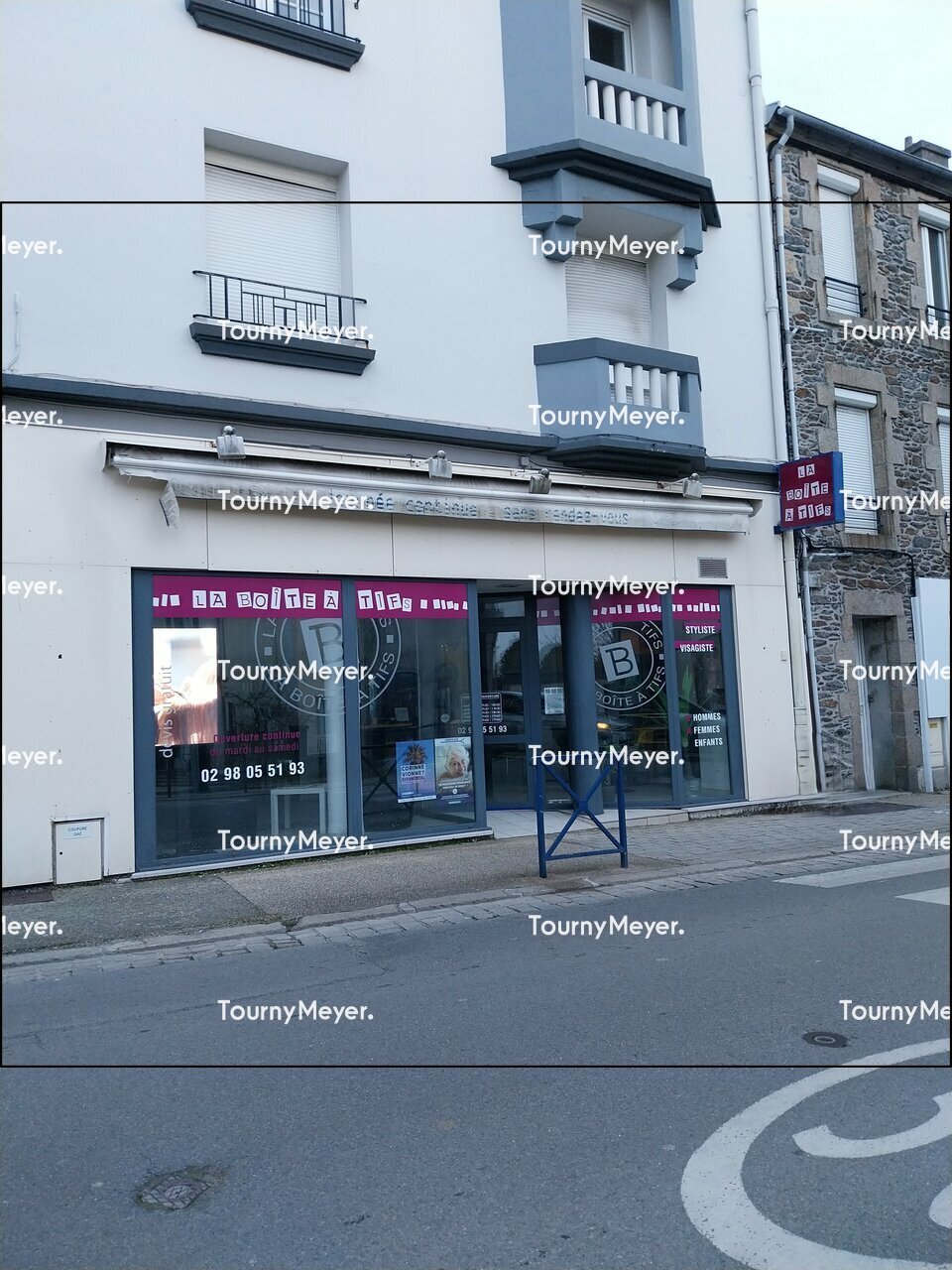 Visuel 2 de l'annonce : A VENDRE / A LOUER, SECTEUR DES QUATRE MOULINS, LOCAL DE 106 M²