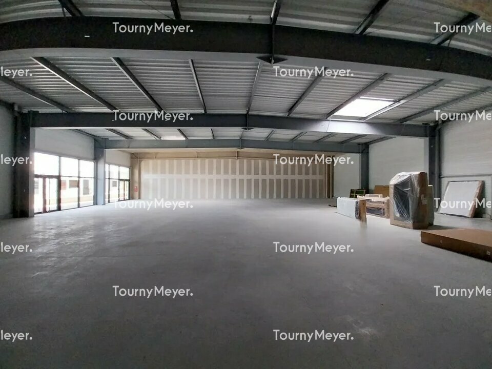 Visuel 4 de l'annonce : A VENDRE - LANDERNEAU - PROGRAMME NEUF - CELLULE COMMERCIALE DE 550 M²