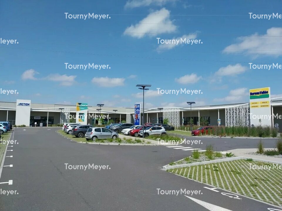 Visuel 6 de l'annonce : A VENDRE - LANDERNEAU - PROGRAMME NEUF - CELLULE COMMERCIALE DE 550 M²