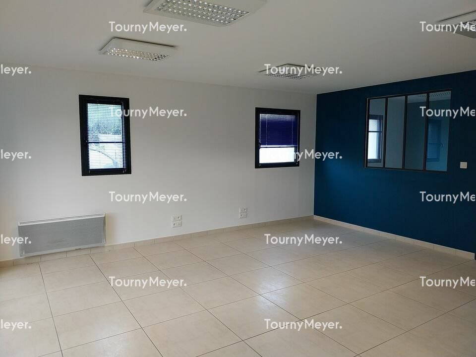 Visuel 4 de l'annonce : A LOUER - BREST, MONTAIGNE - BUREAUX DE 106 M²