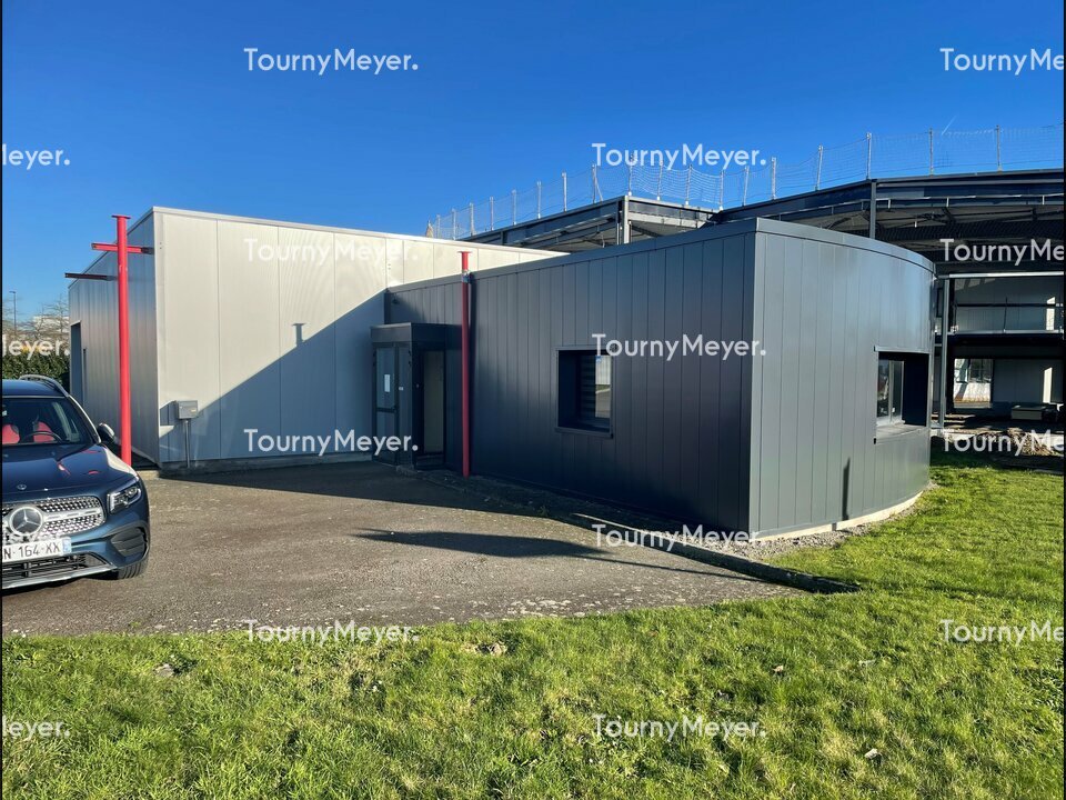 Visuel 8 de l'annonce : A LOUER, KERGARADEC, LOCAL D'ACTIVITE DE 280 M²
